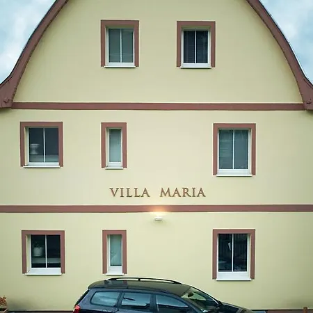 Maria 3* كارلوفي فاري